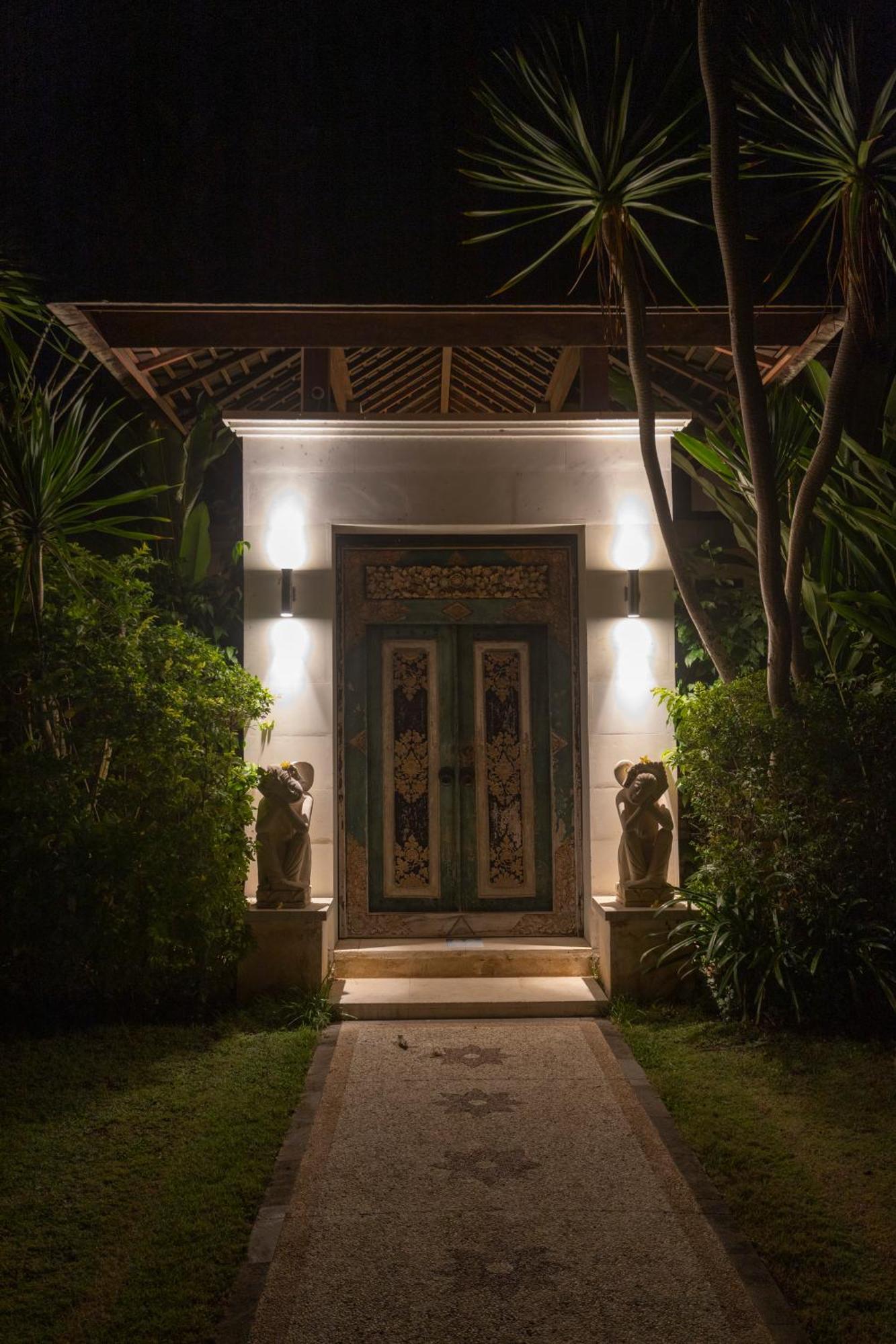 Villa Rumah Isah Candidasa Exteriör bild